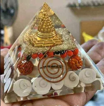 Crystal Wealth Gomati Chakra Shree Yantra Pyramid